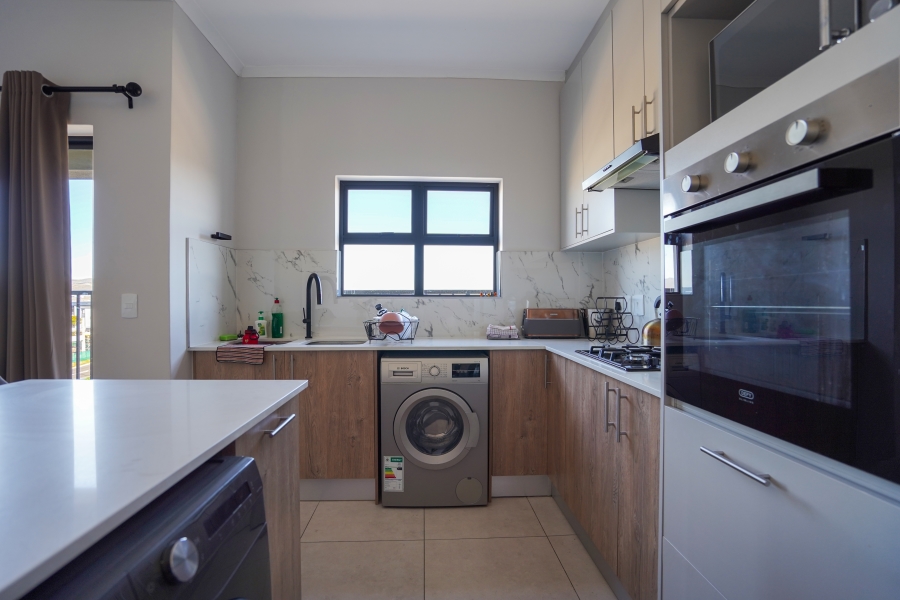 To Let 3 Bedroom Property for Rent in Sandown Western Cape